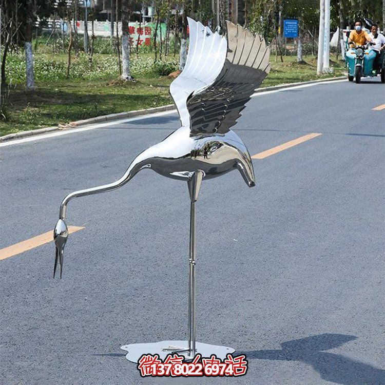火烈鳥雕塑，美化你的園林景觀