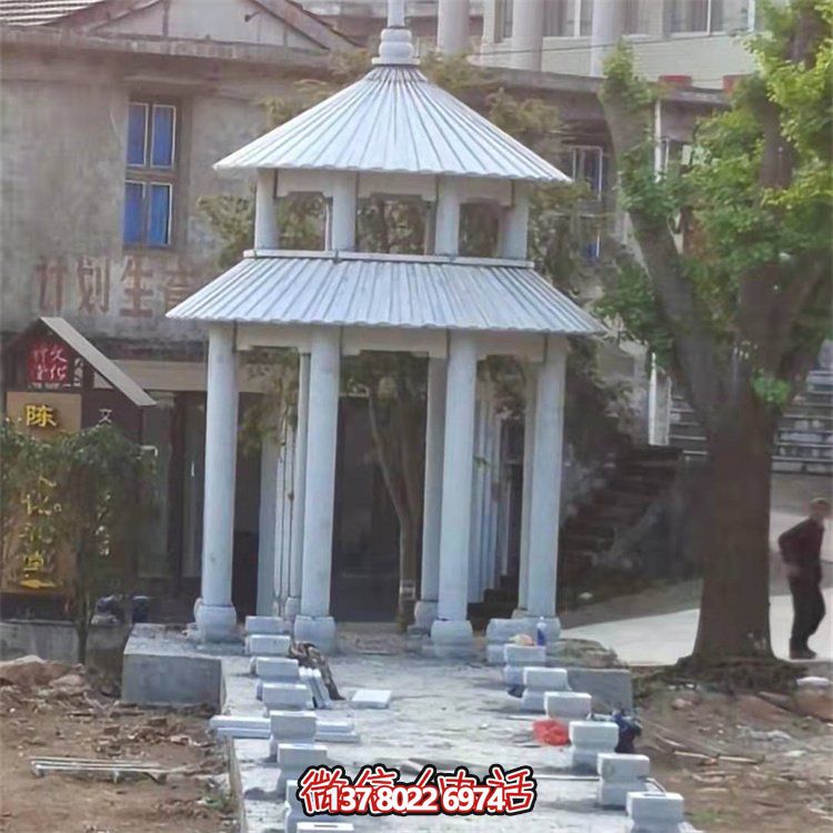 精美大理石雕刻二層涼亭，為農(nóng)村文化廣場添彩