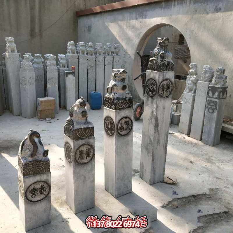 四神馬柱拴，融匯大理石精致雕塑，為園林景觀(guān)裝點(diǎn)增添濃濃韻味