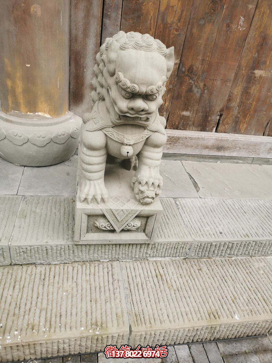 大理石石雕獅子雕塑，完美裝點(diǎn)庭院門(mén)口