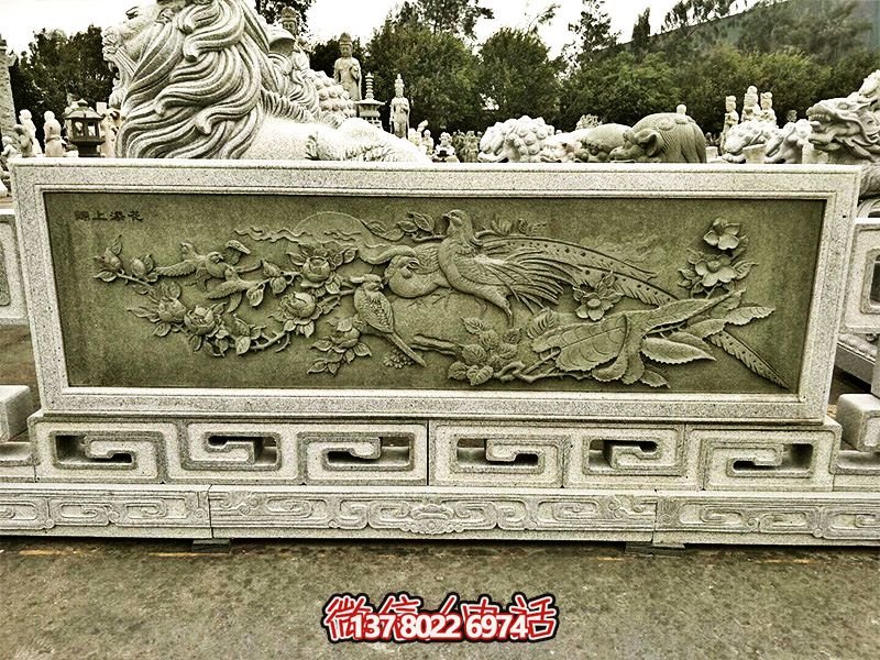 大理石綠浮雕欄桿，為景區(qū)裝飾錦上添花