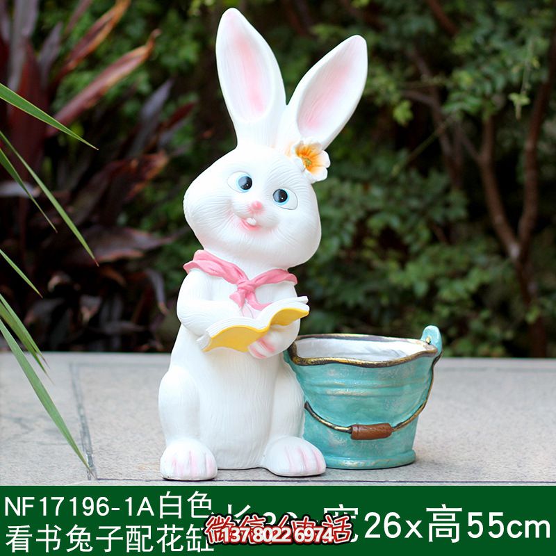 玻璃鋼兔子雕塑，為公園增色