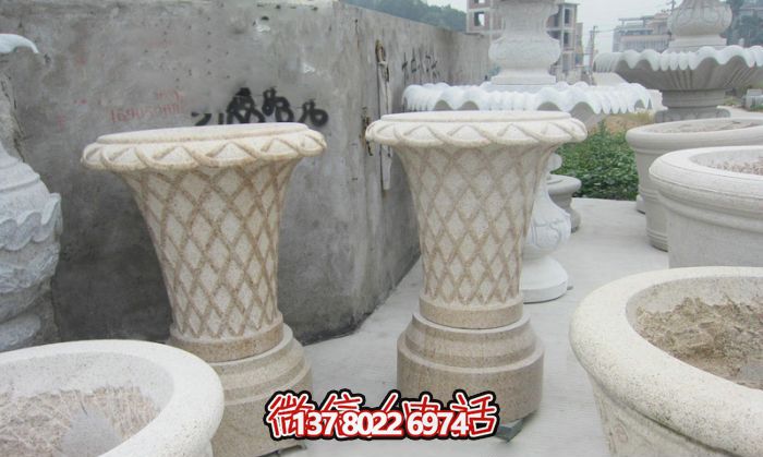 聚焦傳統(tǒng)文化，打造完美的自然景觀——大理石花籃花盆雕塑系列
