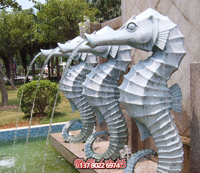 青石石雕海馬雕塑，在公園里擺放只噴水創(chuàng)意裝置