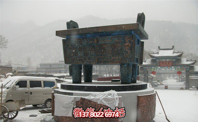 大型仿古青銅雕塑，營(yíng)造獨(dú)特的戶(hù)外景觀
