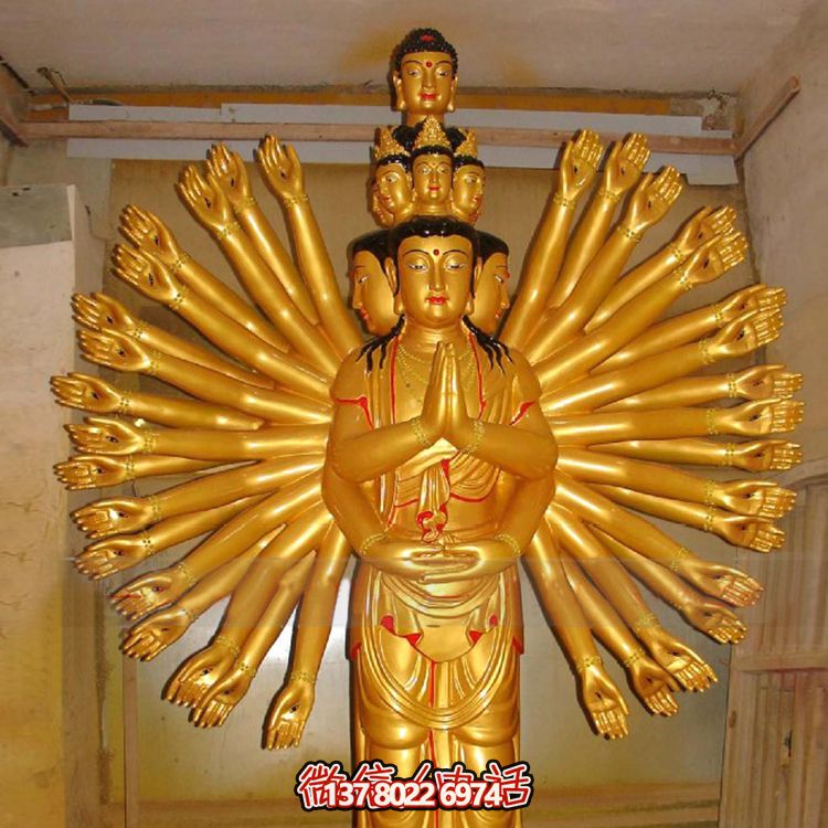 鎏金千手觀音大型雕塑，精美絕倫，醉人心魄