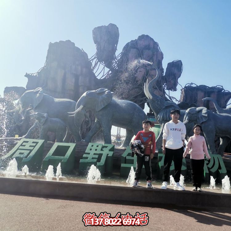 美麗的戶外玻璃鋼雕塑，引領(lǐng)景觀主題