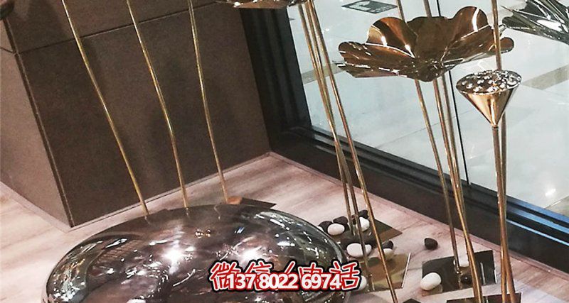 室內(nèi)裝飾蓮蓬雕塑，用不銹鋼鵝卵石點綴