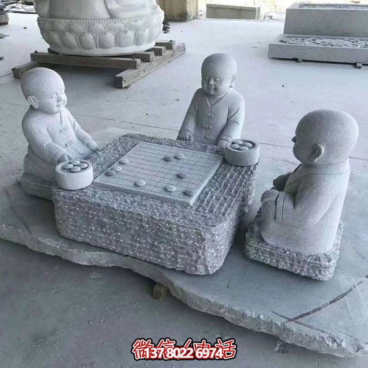 花崗巖雕像裝點(diǎn)庭院，打造精致奇趣景觀