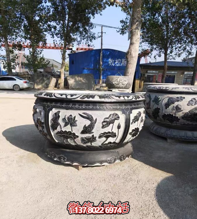 古典仿古石雕魚缸，添點家園庭院荷花水景