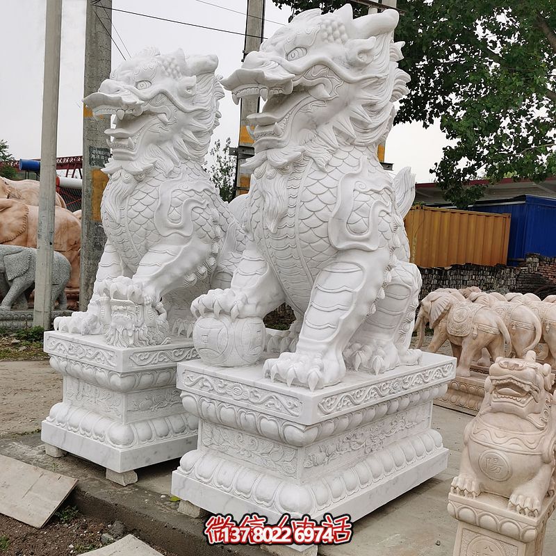古典漢白玉大型麒麟景觀雕塑，點綴庭院、別墅神秘氣息