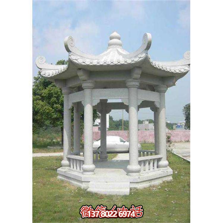 精美石雕涼亭，為公園添彩