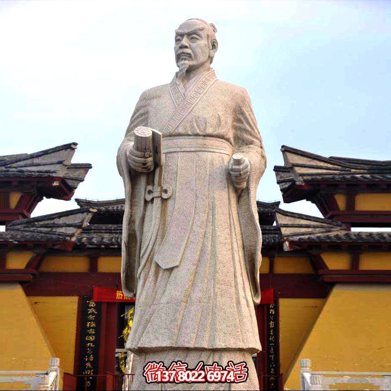 廣場學?；▓@砂巖石戰(zhàn)國時期思想家孟子雕塑像