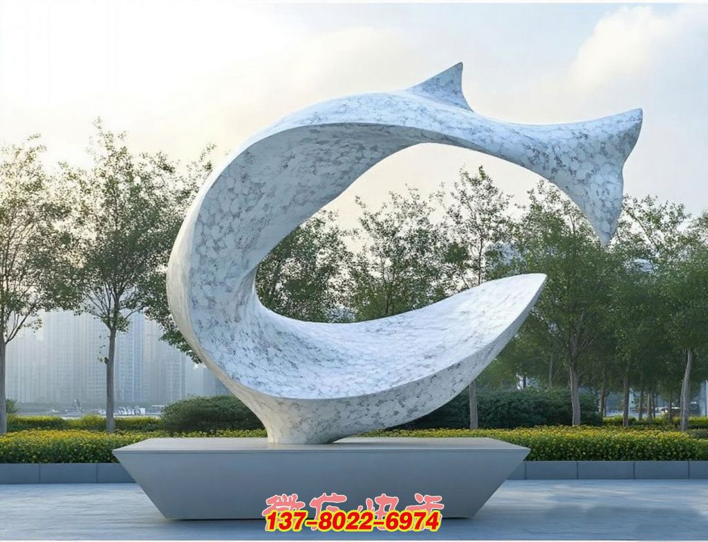 銀波躍影 —— 城市水岸的不銹鋼魚(yú)之舞